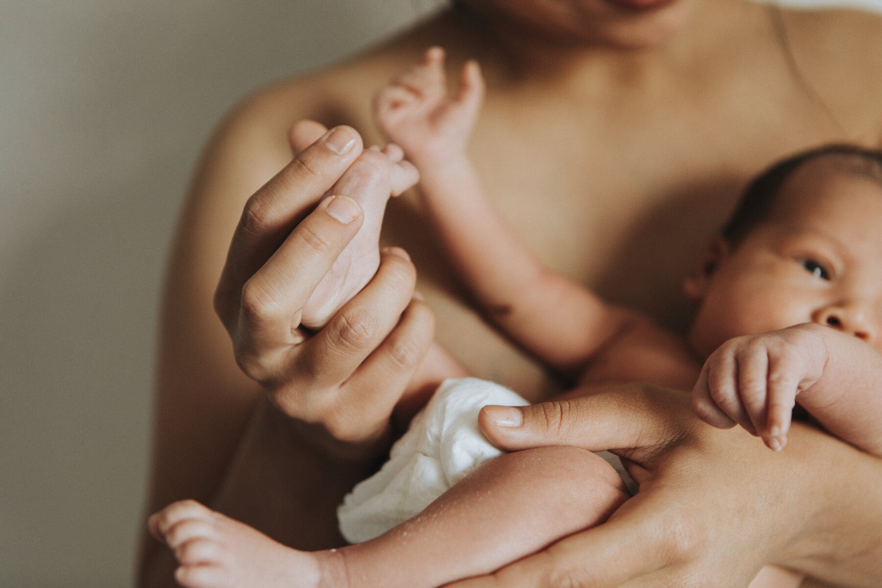 Le post-partum à la maison : 7 façons de prendre soin de soi sans pression